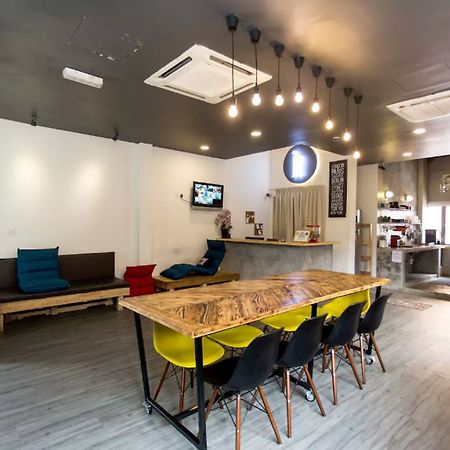 เรโวแพ็คเกอร์ Hostel กัวลาลัมเปอร์ ภายนอก รูปภาพ