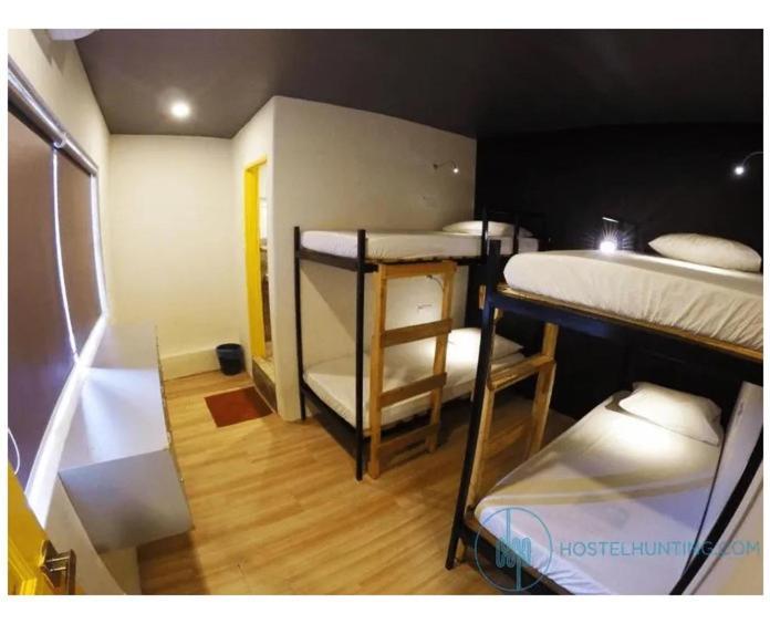 เรโวแพ็คเกอร์ Hostel กัวลาลัมเปอร์ ภายนอก รูปภาพ