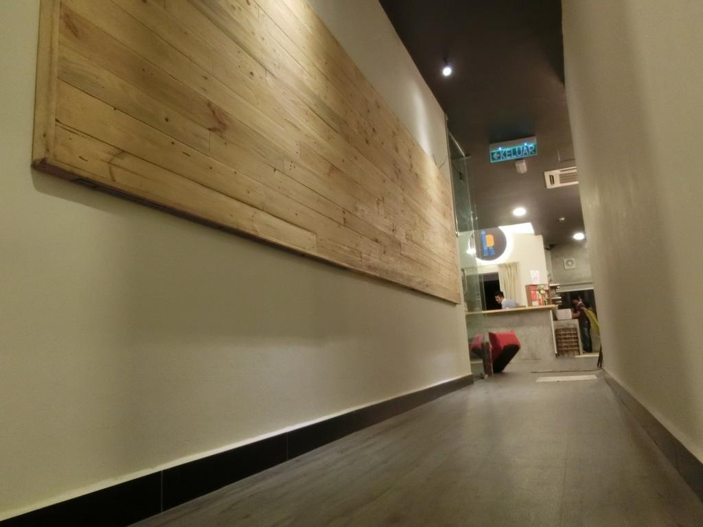 เรโวแพ็คเกอร์ Hostel กัวลาลัมเปอร์ ภายนอก รูปภาพ