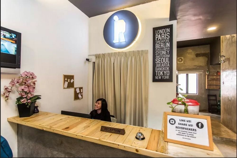 เรโวแพ็คเกอร์ Hostel กัวลาลัมเปอร์ ภายนอก รูปภาพ